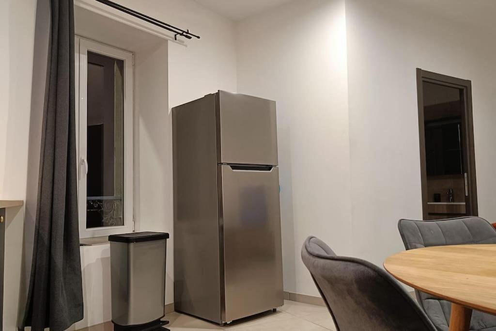 Appartement Confort Equipe Au Coeur De Béziers Dış mekan fotoğraf