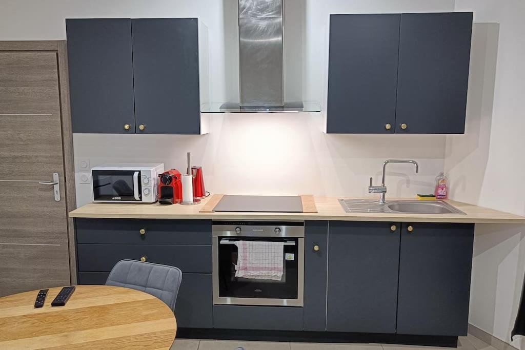 Appartement Confort Equipe Au Coeur De Béziers Dış mekan fotoğraf